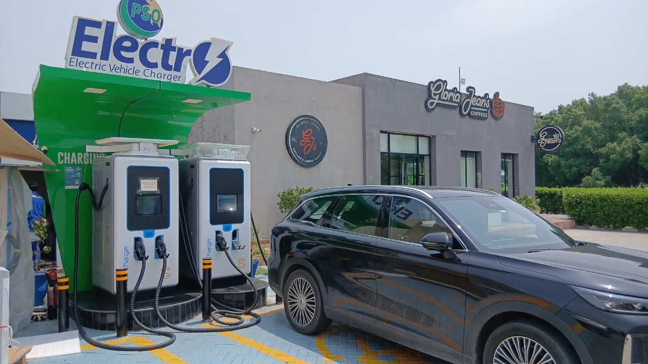 PSO EV Charger Bhera South Interchange / Service Area